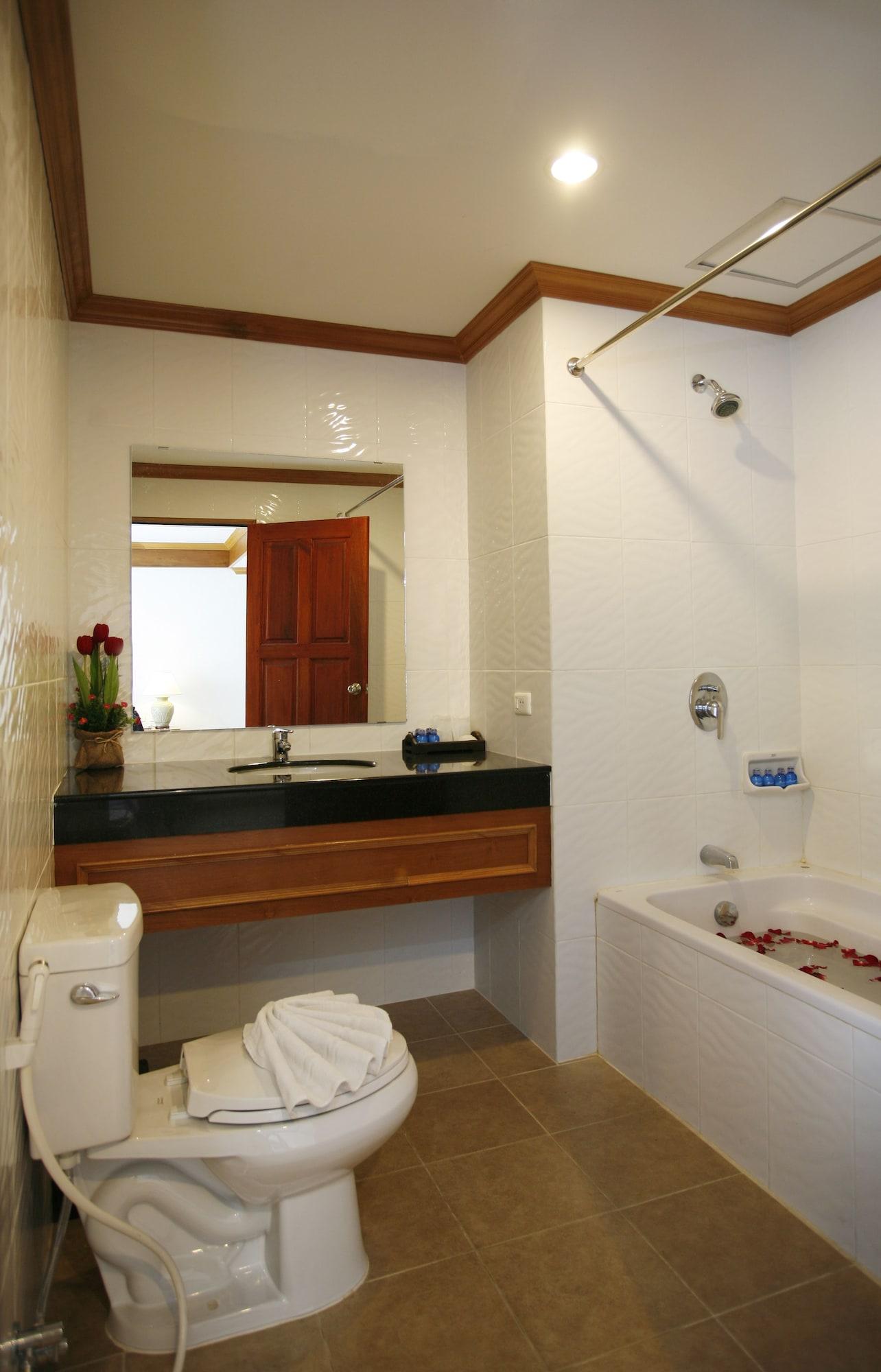 Jiraporn Hill Resort Patong Kültér fotó